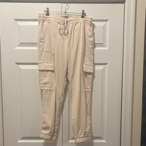 Banana Republic Cream Cargo Jogger Pants Sz M